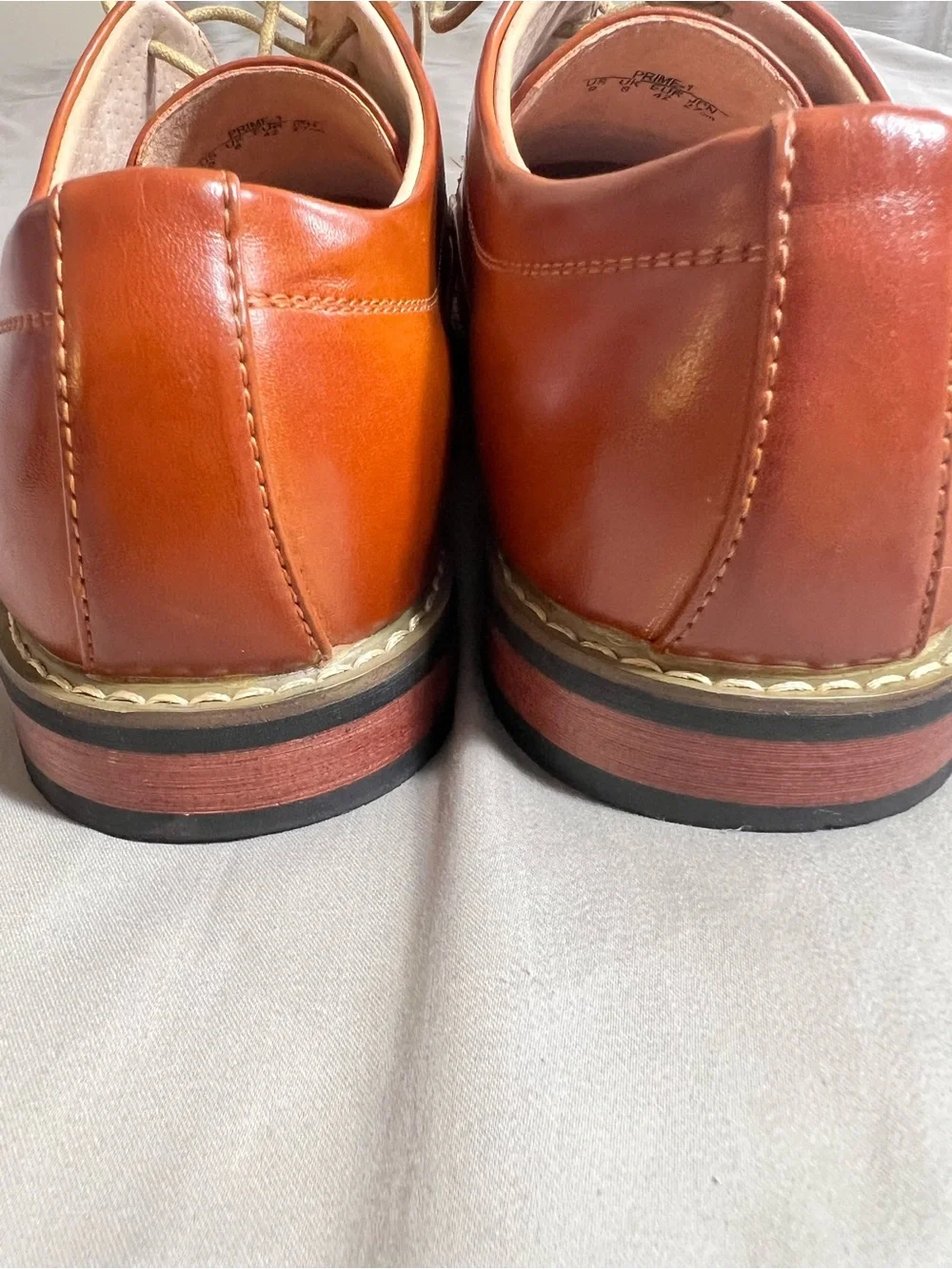 Men's Leather Derby Shoes in Rich Tan — Classic Lace-Up Style